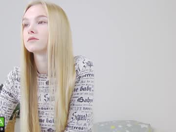 girl olivia__evans_ capture image #2506445