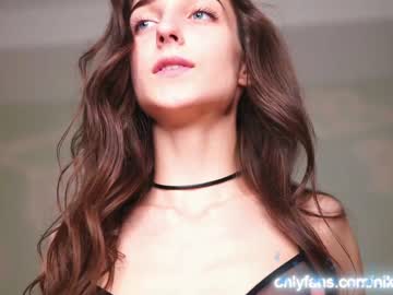 girl angels_kiss capture image #304707