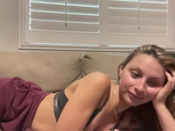 girl zarahkeller capture image #4742181
