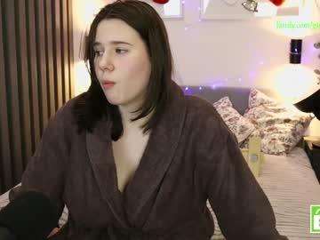 girl girl_u_never_met capture image #5888236