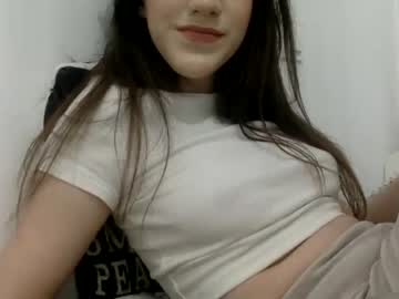girl xprsv capture image #4047277