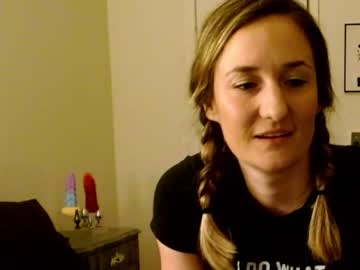 girl em_nextdoor capture image #3750454