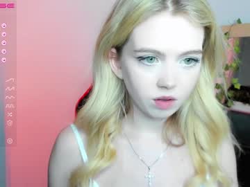 girl small_blondee capture image #3737960