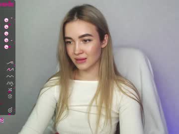girl yourvirusqueen_ capture image #2251603