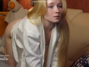 girl bestblondiiecb capture image #3845424