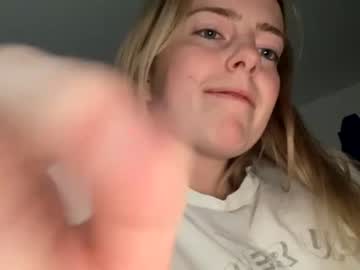 girl binket capture image #6687785