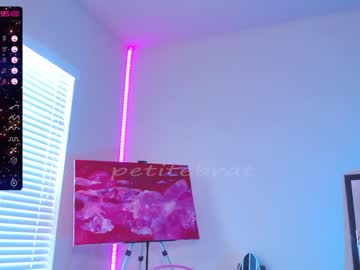 girl petitebrat capture image #2600046