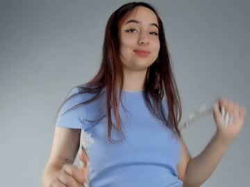 girl evadolphin capture image #4396759