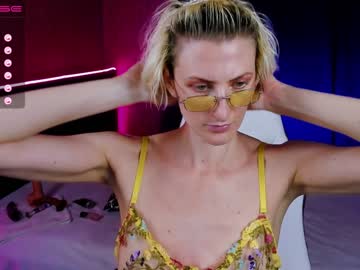 girl eva__blonde capture image #2110741