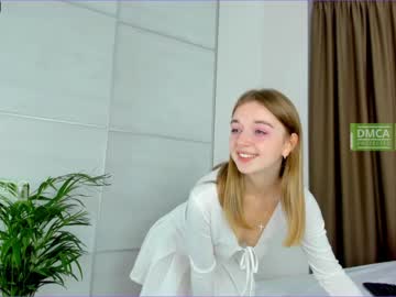 girl elizabeth__gray capture image #2648570