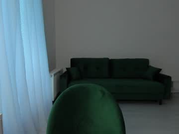 girl intrigueeme capture image #4910393