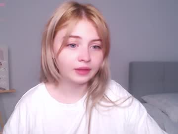 girl shy_blondiee capture image #5387332