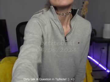 girl petitebrat capture image #6695055