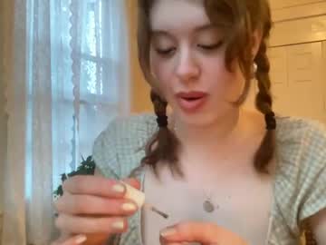 girl itsmiralou capture image #4220829