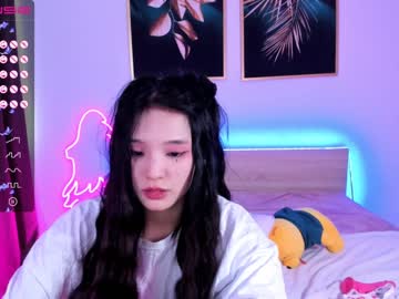 girl aisneon capture image #1922845