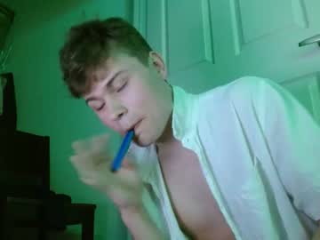 man govle capture image #1994646
