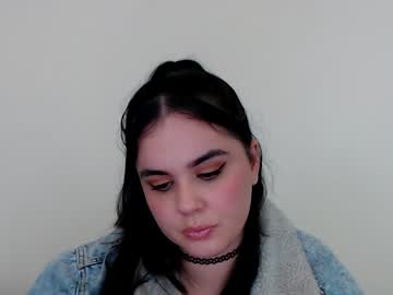 girl gia_is_horny capture image #5792210