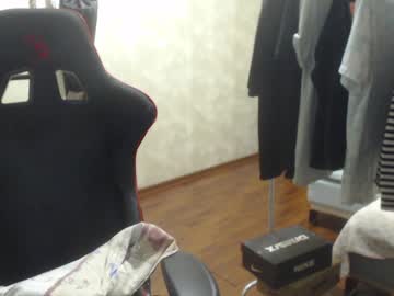 man holayvng capture image #1231112
