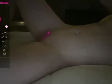 Cam for xx_lily_xx2
