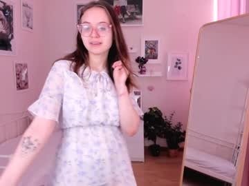 girl amelia_beltran capture image #2470419