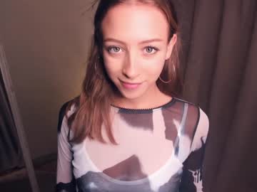 girl wave_of_happy_ capture image #5698303