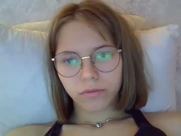 girl the_partisan capture image #6487612