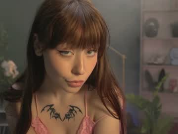 girl ella_knockers_xl capture image #1951387