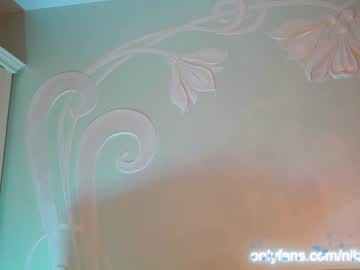 girl angels_kiss capture image #347963