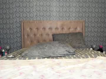 couple lenoreandjasonsroom capture image #2356625