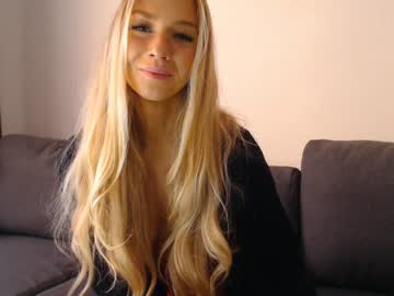 girl pervyblonde capture image #781269