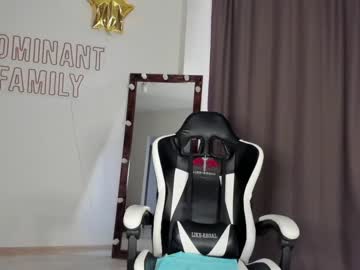 couple dominant_family capture image #1716548