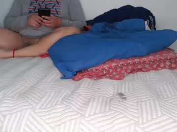 couple _nylchannel_ capture image #2323112
