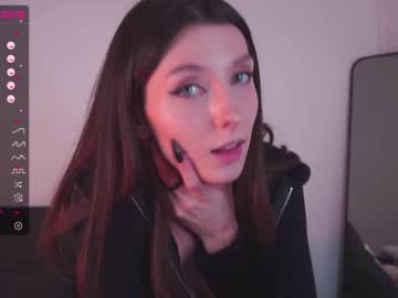 girl elizabetheuphoria capture image #3668527