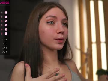 girl angels_kiss capture image #3895818