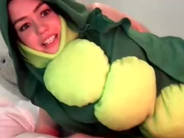 girl littlesugarpea capture image #4034074
