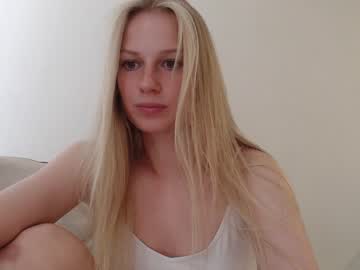 girl magic_couple13 capture image #1894505