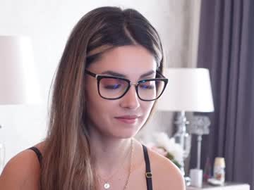 girl alliesynn capture image #1032367