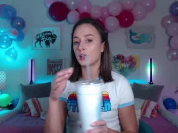 girl holihurricane capture image #3814004