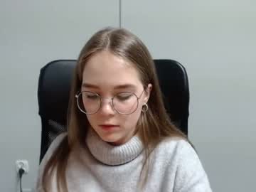 girl violetta_kl capture image #1492787