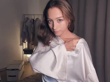 girl wave_of_happy_ capture image #5504868