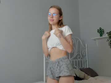 girl asemiluna capture image #422759