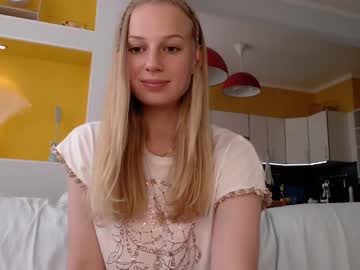 girl magic_couple13 capture image #4668343