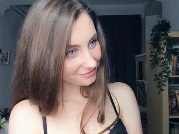 girl joules_of_love capture image #6979499