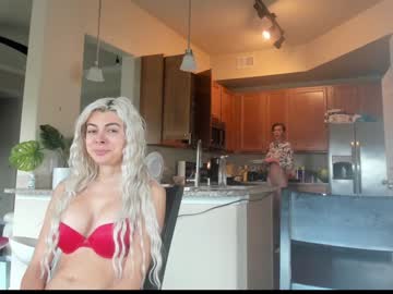 tranny bigdicktrannynicole capture image #2472523