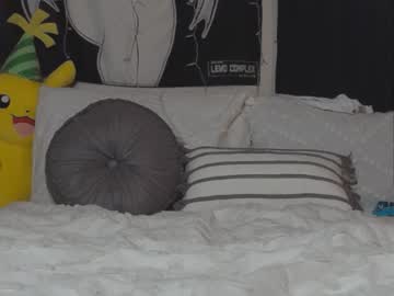 girl yogendub capture image #491443