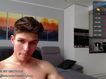man destroy_boy capture image #1896375
