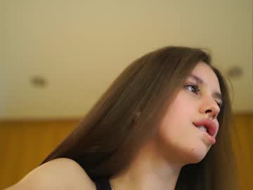 girl plump_bums capture image #1691661