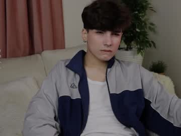 man call__me_leo capture image #6950368