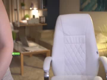 couple office_online capture image #683309