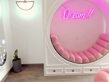 girl ashlyeroberts1 capture image #1593974